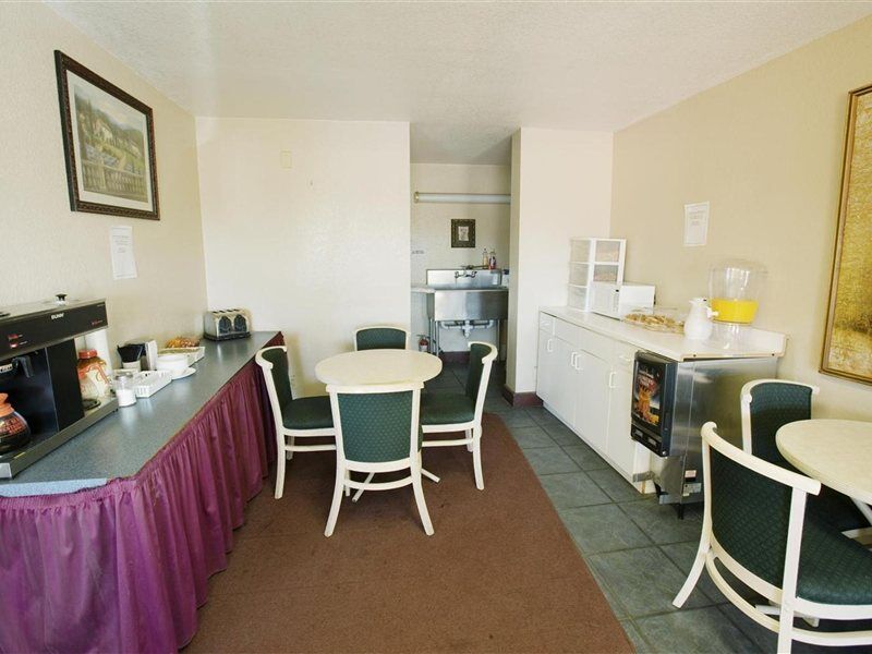 Americas Best Value Inn San Antonio - At&T Center/Fort Sam Houston Εξωτερικό φωτογραφία